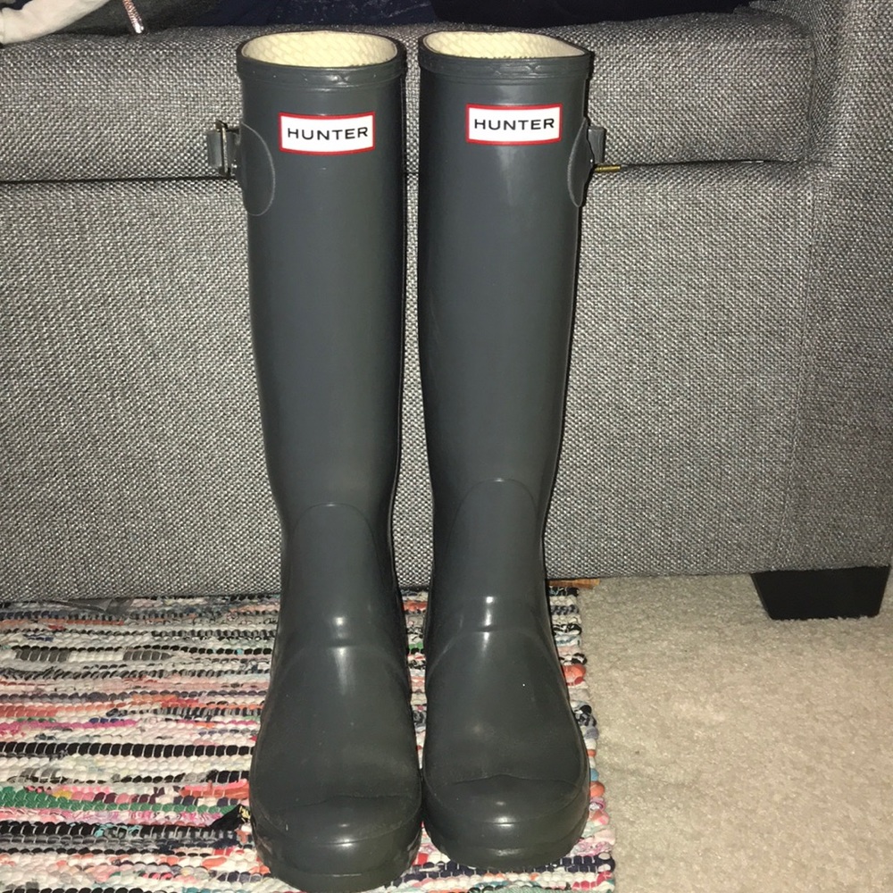 FLASH SALE!! ⚡️Gray Hunter Boots!